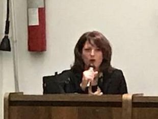 la-presidente-comitato-donne-con-musumeci-dice-no-al-ex-cedi-agli-extra-comunitari