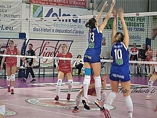 volley-la-sigel-si-aggiudica-il-recupero-contro-la-bartoccini-termina-3-0-per-le-azzurre