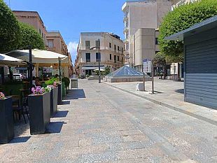 piazza-matteotti-il-pd-di-marsala-chiede-il-ripristino-delle-panchine-rimosse