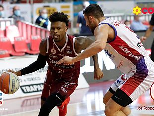 pallacanestro-trapani-ultimo-quarto-da-incubo-e-mantova-passa-al-palaconad