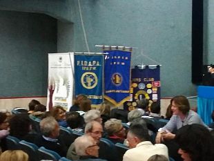 associazioni-e-club-service-insieme-a-sostegno-dei-bambini-delle-scuole-per-risolvere-alcune-criticita