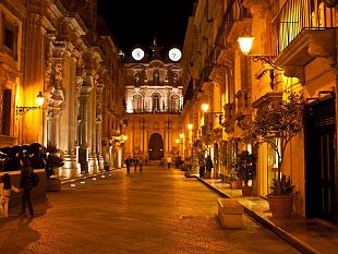 trapani/trapani-omicidio-nella-notte-al-centro-storico