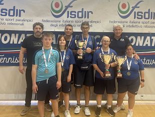 la-asd-paralimpica-mimi-rodolico-brilla-ai-campionati-italiani-di-tennis-tavolo-a-reggio-calabria