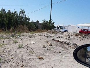 tonnarella-cumuli-di-sabbia-ormai-discariche-denuncia-di-alcuni-residenti