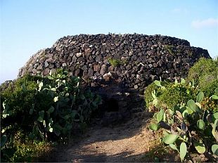 visita-guidata-a-pantelleria-organizzata-da-siciliantica