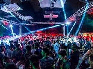 in-700-senza-mascherina-sospesa-discoteca-ad-alcamo