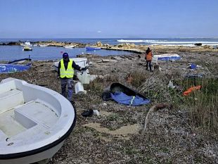 petrosino-proseguono-gli-interventi-di-ripristino-e-rimozione-rifiuti-dopo-le-mareggiate