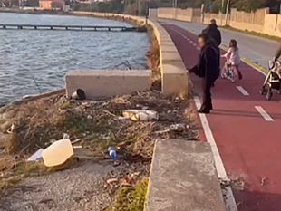 stagnone-sommerso-dai-rifiuti-dopo-il-ciclone-il-pd-lancia-la-giornata-di-pulizia-straordinaria