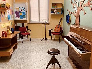 il-lungo-viaggio-del-pianoforte-cipolla