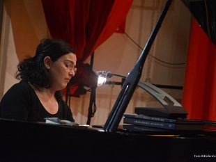 successo-al-teatro-sollima-di-carmen-sottile-talento-emergente-del-pianismo-internazionale