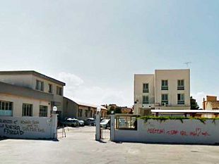 marsala-sede-centrale-dell-itc-garibaldi-in-affitto-dalla-fine-degli-anni-70-atto-d-indirizzo-di-cambiamo-marsala-trasferiamo-scuola-nell-attuale-edificio-del-tribunale