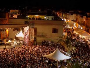 san-vito-lo-capo-ordinanza-sindacale-vieta-la-musica-dopo-le-ore-22-00