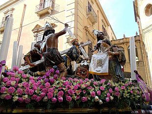 iniziata-la-quaresima-domani-la-prima-stazione-quaresimale-e-scinnuta-dei-misteri-a-trapani-martedi-riapre-san-nicola