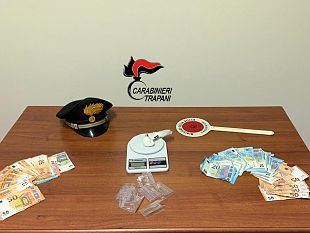 trapani-44enne-sorpreso-a-spacciare-a-casa-nonostante-gli-arresti-domiciliari