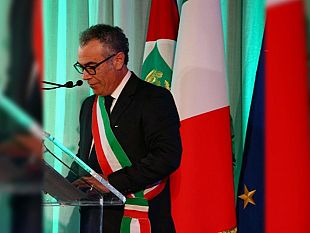 anci-600-sindaci-in-piazza-per-protestare