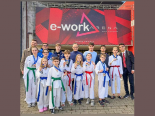 dieci-podi-per-la-societa-mazarese-asd-taekwondo-2000-al-campionato-internazionale-insubria-cup-2024