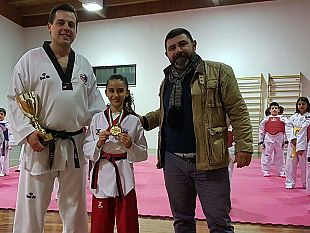 video-la-giovanissima-mazarese-helena-palermo-campionessa-nazionale-di-taekwondo