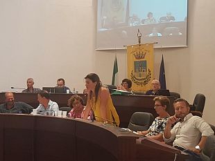 mazara-il-consiglio-comunale-approva-il-bilancio-2019-astenuto-sempre-il-m5s