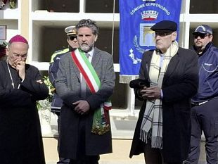 petrosino-da-lultimo-saluto-al-migrante-ritrovato-a-torrazza