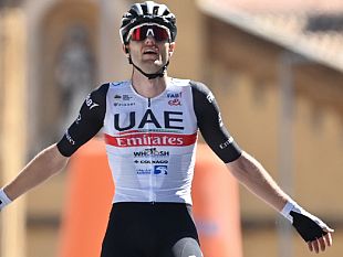 castelvetrano/finn-fisher-black-team-emirates-ha-vinto-la-prima-tappa-de-il-giro-di-sicilia