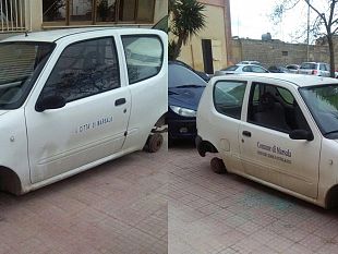 vandali-all-ufficio-acquedotto-a-rischio-il-regolare-servizio-rese-inutilizzabili-due-auto-dei-fontanieri