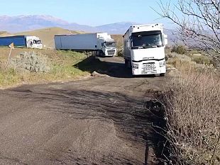 strade-colabrodo-e-rattoppate-e-una-sicilia-da-terzo-mondo