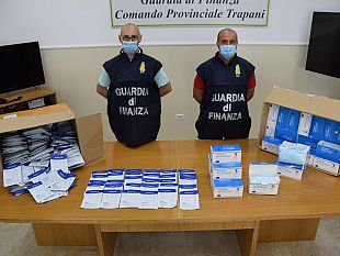 sequestrate-ad-alcamo-oltre-10-000-mascherine-con-falsa-marcatura-ce