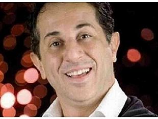 trapani-sabato-17-manlio-dovi-in-tale-e-quale-showman-al-teatro-g-di-stefano