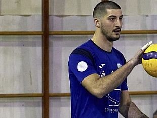 il-castelvetranese-dario-caracci-protagonista-nella-vittoria-dello-scalia-volley-sciacca