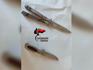 mazara-non-si-ferma-allalt-senza-patente-e-con-un-coltello-arrestato