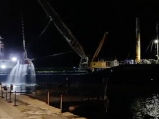 marettimo-iniziati-ieri-i-lavori-di-dragaggio-e-pulizia-della-zona-portuale