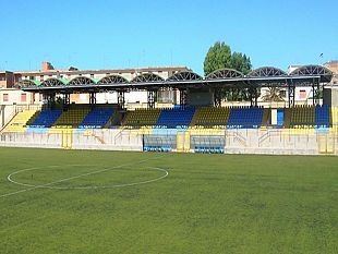 mazara-lavori-di-manutenzione-di-un-tratto-della-recinzione-dello-stadio-nino-vaccara