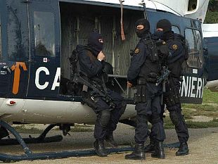 mafia-maxi-blitz-nellagrigentino-56-arrestati-anche-un-sindaco