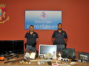 mazara-la-polizia-arresta-giovane-coppia-per-detenzione-di-droga-ai-fini-dello-spaccio-e-arma-clandestina