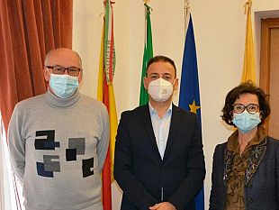 mazara-il-sindaco-quinci-riceve-il-nuovo-responsabile-locale-ufficio-igiene-stefano-giaramida