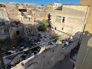 mazara-area-verde-nella-kasbah-si-rimuova-prima-la-discarica-di-via-goti