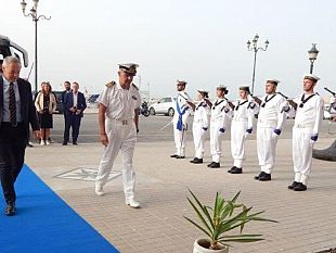 capitaneria-di-trapani-in-visita-lambasciatore-della-danimarca-e-parlamentari-danesi