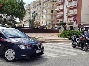 marsala/marsala-i-carabinieri-denunciano-tre-persone-sorprese-con-mazze-e-coltelli