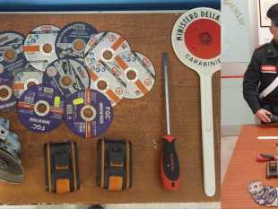 trapani/trapani-sorpresi-mentre-tentano-un-furto-presso-un-distributore-di-carburante