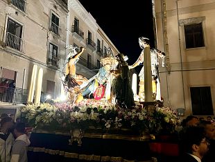 processione-dei-misteri-arriva-il-servizio-baby-pit-stop