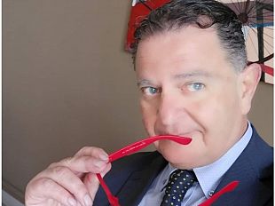 lavv-rizzo-risponde-e-lecito-parcheggiare-lauto-davanti-ad-un-cancello-impedendo-laccesso