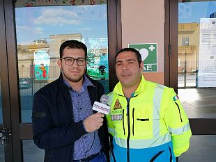 video-democrazia-partecipata-progetto-misericordia-mazara-installato-il-primo-defibrillatore-nelle-scuole