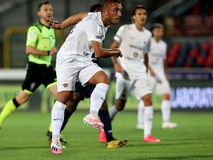 il-trapani-batte-il-livorno-in-rimonta-decide-un-super-gol-di-dalmonte