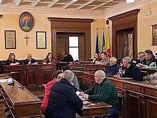 il-consiglio-comunale-approva-le-tariffe-tari-per-lanno-2025