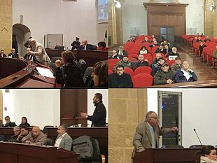 consiglio-aperto-sul-dragaggio-del-porto-molta-politica-polemiche-ormai-superate