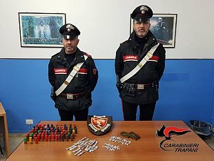 trapani-trovati-droga-e-munizioni-allinterno-della-tromba-dellascensore-condominiale