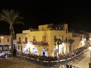 grande-successo-di-pubblico-per-il-presepe-vivente-di-custonaci