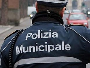 uscire-da-casa-solo-per-necessita-la-polizia-municipale-di-marsala-controlla-spostamenti-dei-cittadini-e-chiusura-negozi