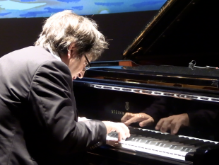 il-pianista-iraniano-ramin-bahrami-incanta-il-sollima-di-marsala