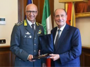 schifani-riceve-palazzo-dorleans-il-nuovo-comandante-della-guardia-di-finanza-lombardi
